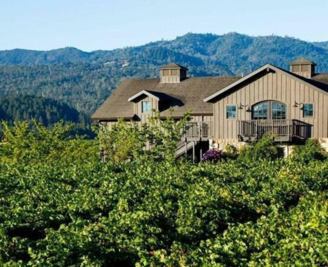 Inn At Salvestrin St. Helena Exterior photo